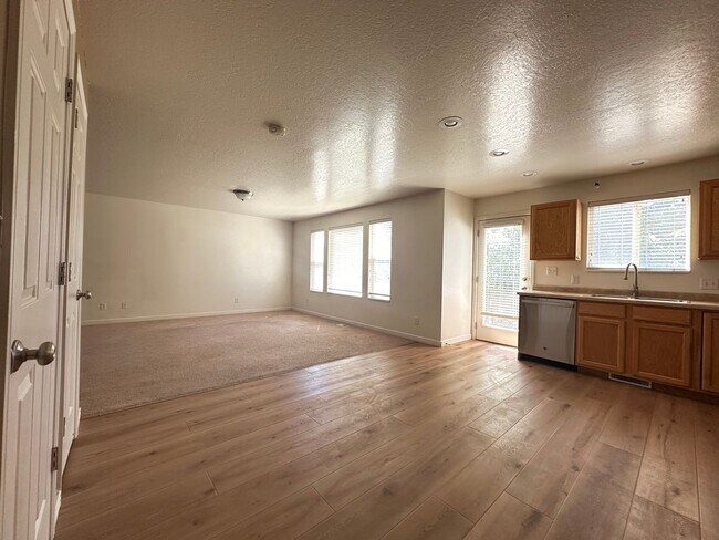 Building Photo - 5543 Copper Park Dr