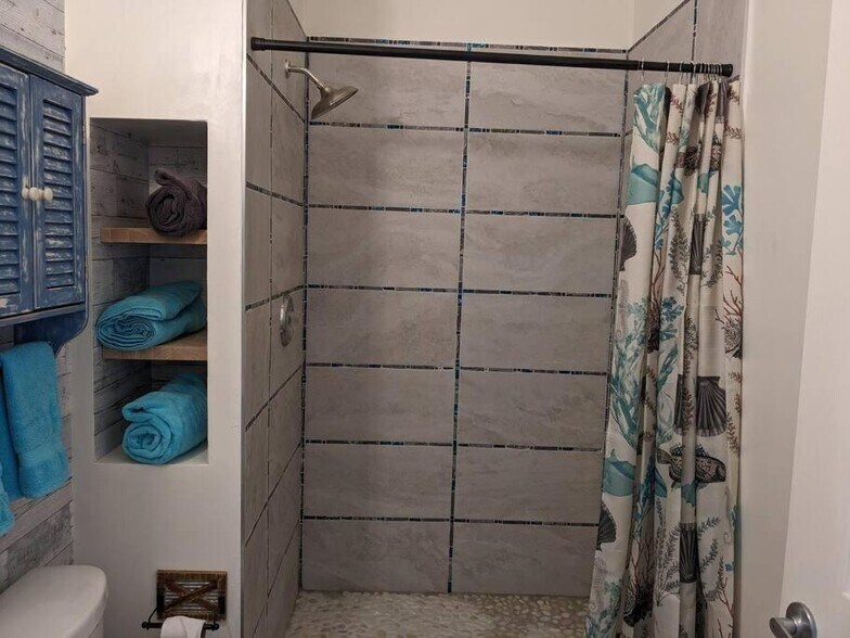 Building Photo - 25000 Tamiami Trl E