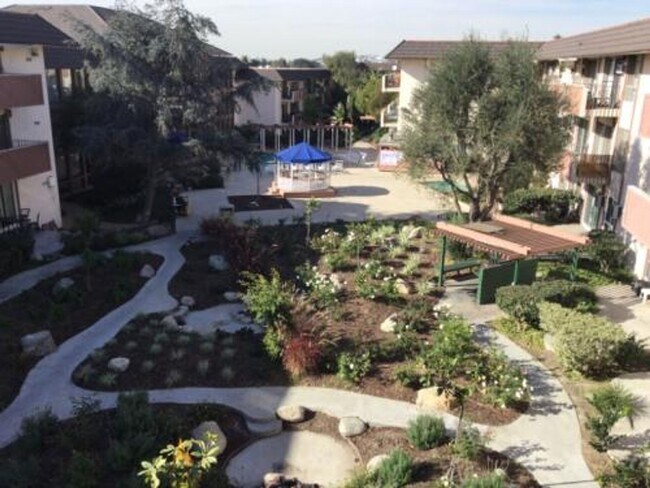 Building Photo - 5585 E Pacific Coast Hwy