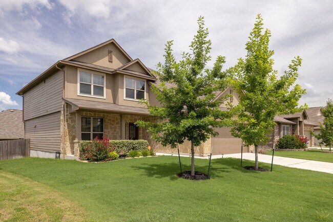 Building Photo - Spacious 4BR Home with Game Room, High Ceilings & Private Backyard in Schertz