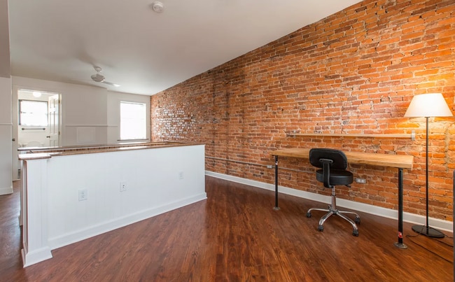 Building Photo - Newly Renovated Home For Rent - Brewerytown