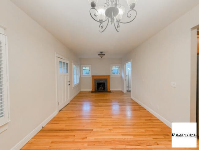 Building Photo - Charming 3/2 Phoenix Home in Ashland Place Historic District!