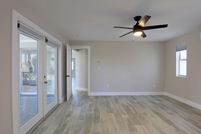 Building Photo - AVAILABLE NOW