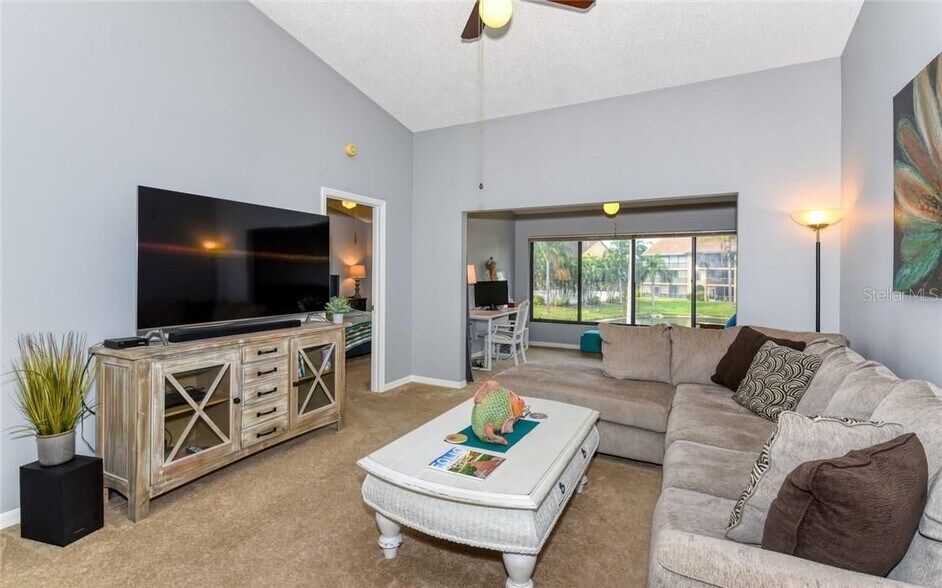 Building Photo - 5652 Ashton Lake Dr