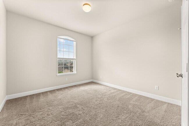 Building Photo - 5600 Rio Chama Cove