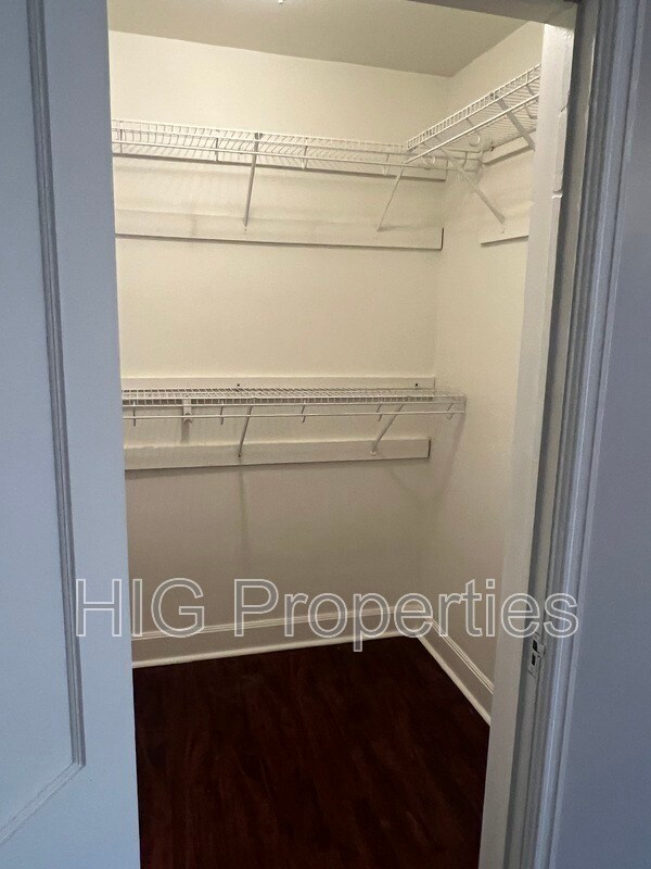 Building Photo - 1530 N Downing St