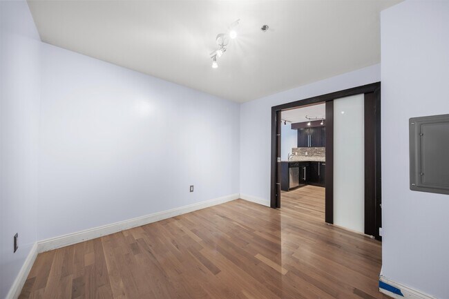 Building Photo - 5711 Jefferson St