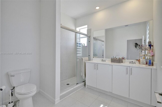 Building Photo - 24280 SW 128th Ave