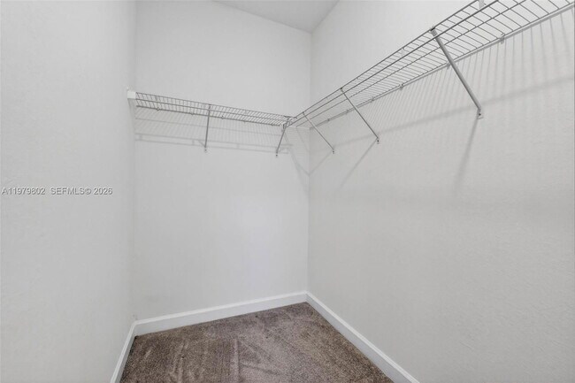 Building Photo - 2650 SE 29th St