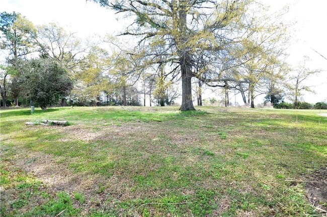 Building Photo - 54 Lee Road 2149