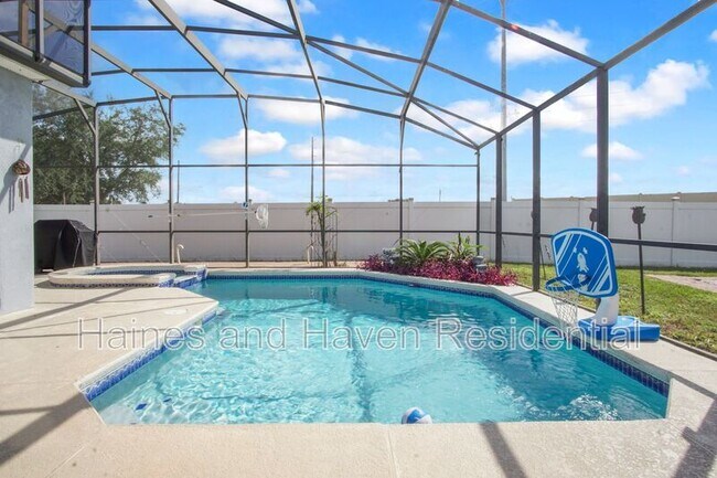 Building Photo - 403 Corvina Dr