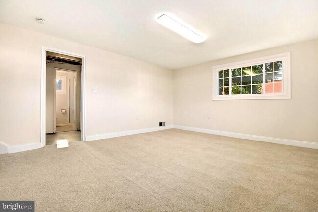 Building Photo - 3514 May St