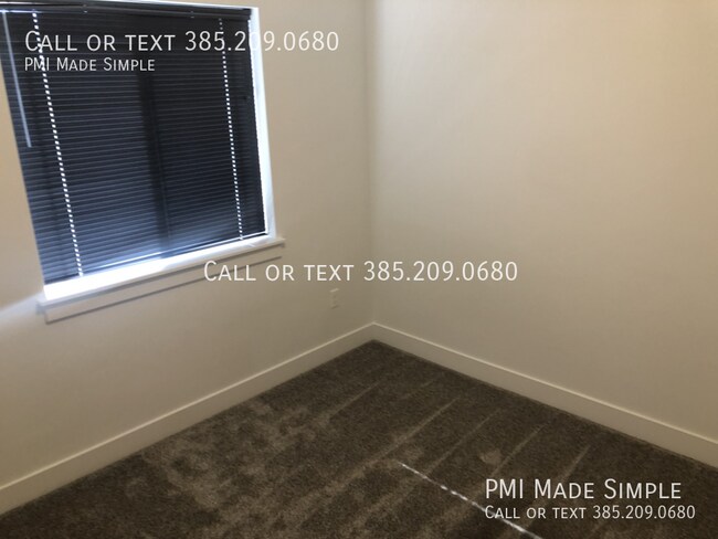 Building Photo - 1634 N Westview Ln