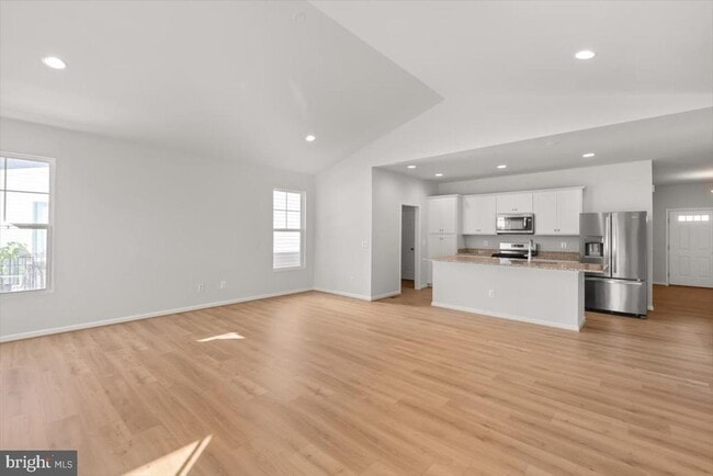 Building Photo - 104 Heyford Dr