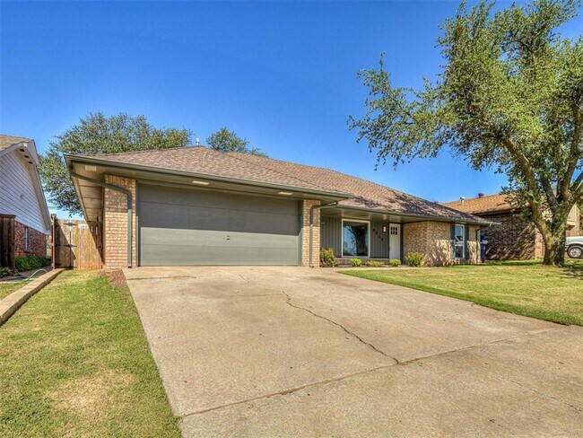 Building Photo - Look at this beautiful home!