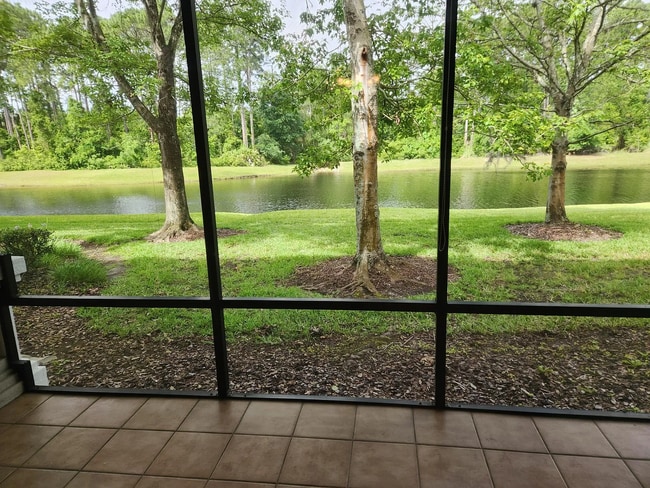 Building Photo - Belle Haven 2-Bedroom Condo with Pond View...