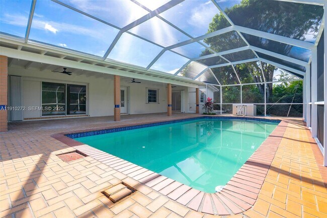 Building Photo - 7021 SW 107th St