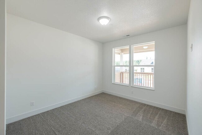 Building Photo - **MOVE-IN SPECIAL** NEW CONSTRUCTION 3BD/2BA HOME IN SILVERTON