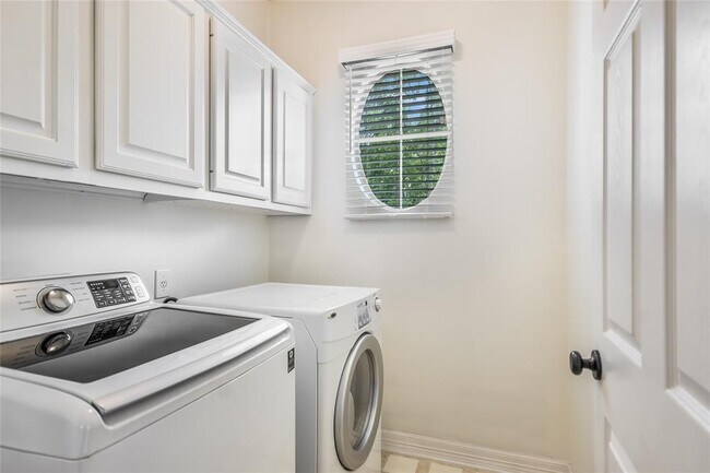 Building Photo - 4007 Gaines Ct