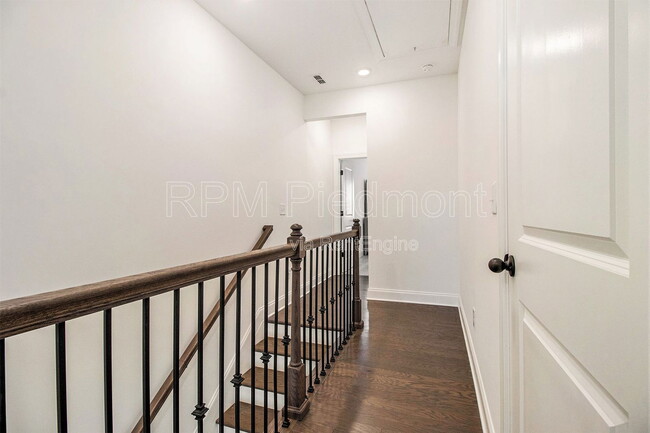 Building Photo - 2638 Caruso Wy