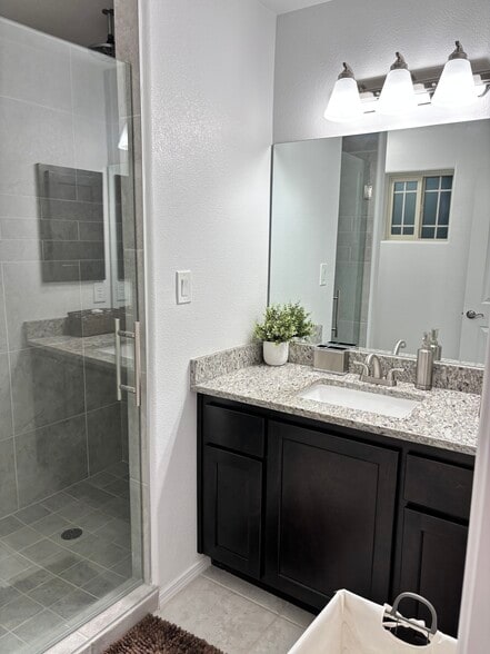 Building Photo - 8735 E 41st Pl