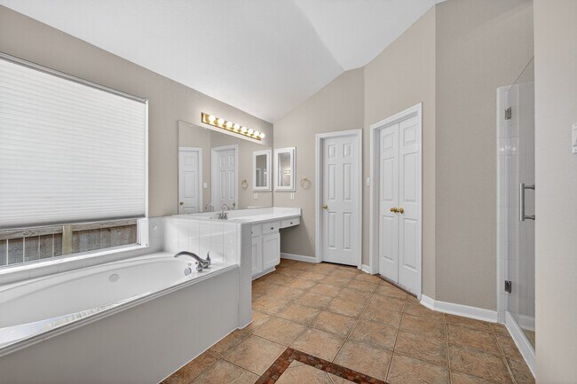 Building Photo - 3918 Abbeywood Dr