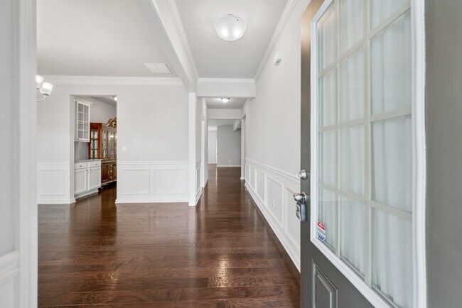 Building Photo - 3353 Ivy Farm Ct