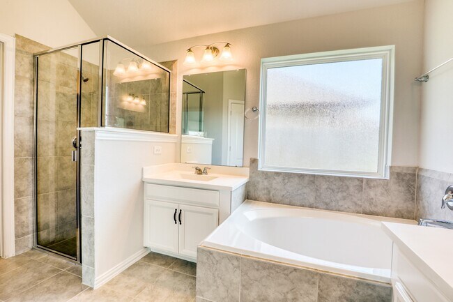 Building Photo - 6647 Northchester Dr