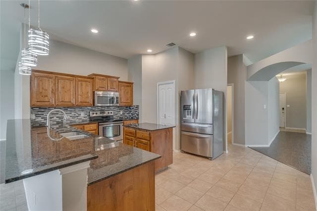 Building Photo - 7404 Gairlock Dr