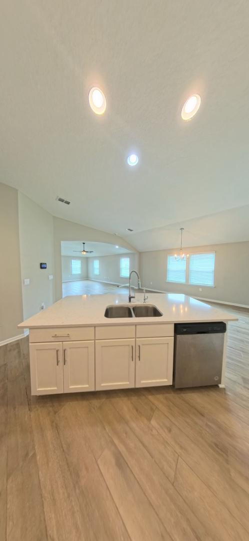 Building Photo - 70409 Winding River Dr