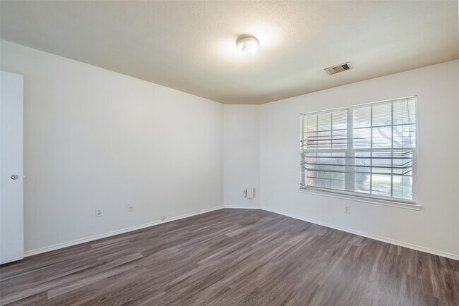 Building Photo - 14423 Benningcrest Ln