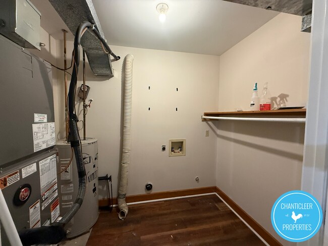 Building Photo - 1729 Gyro Dr