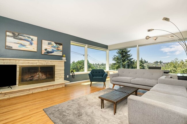 Building Photo - 3Bd/2.75Ba Seattle House