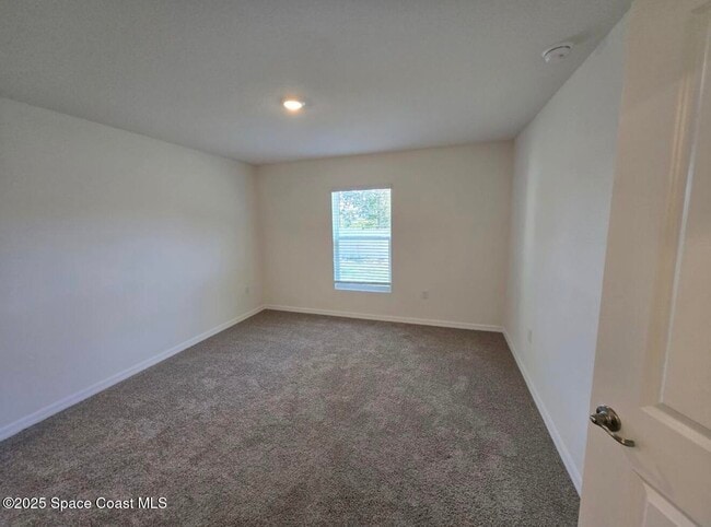 Building Photo - 8431 Clearway Dr