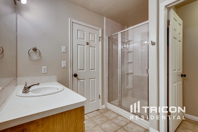 Building Photo - 2456 S 1475 W