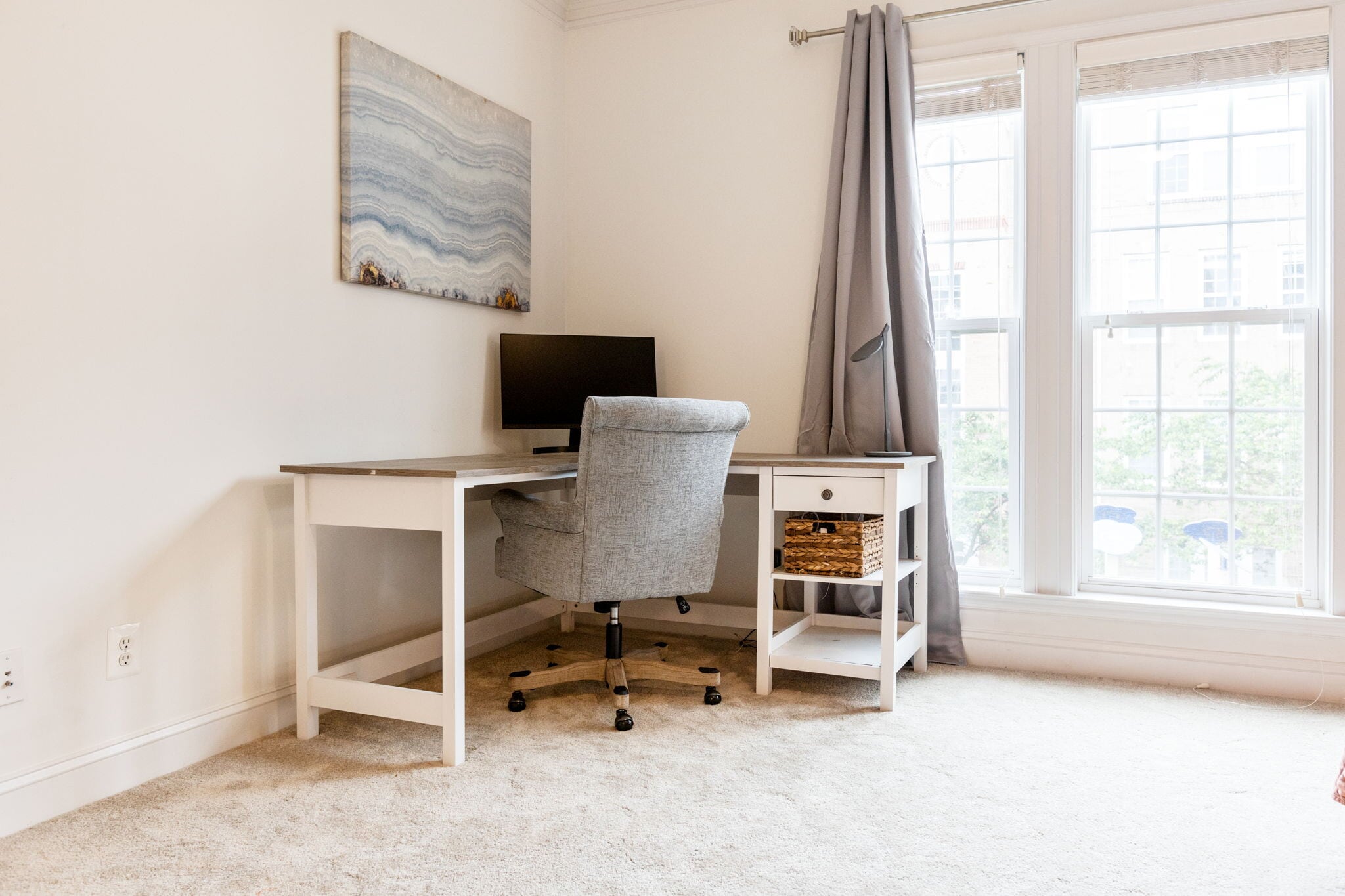 Building Photo - 20657 Sibbald Sq