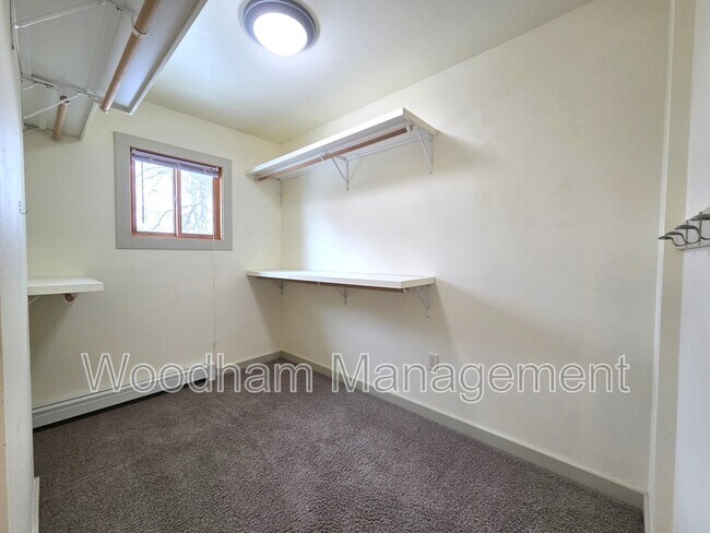 Building Photo - 321 N 22nd Ave