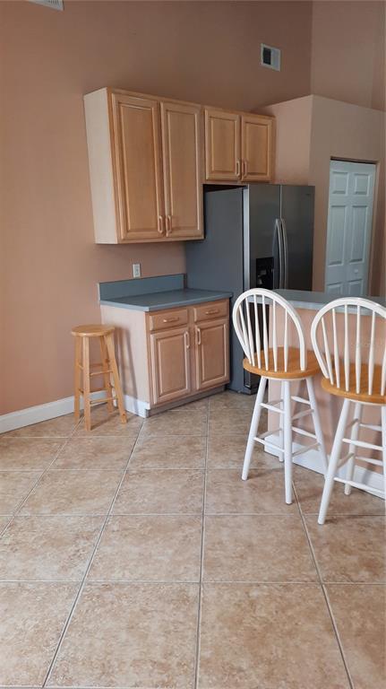 Building Photo - 58 Burning Bush Dr