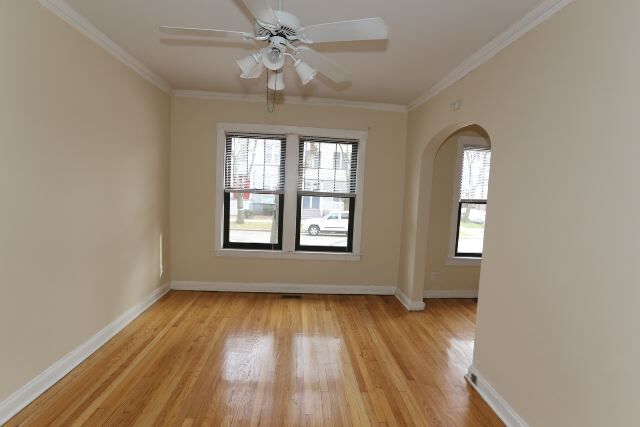 Building Photo - 3003 N Racine Ave