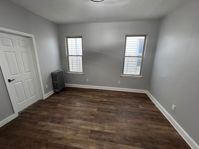 Unit 2 - 317 Coit St