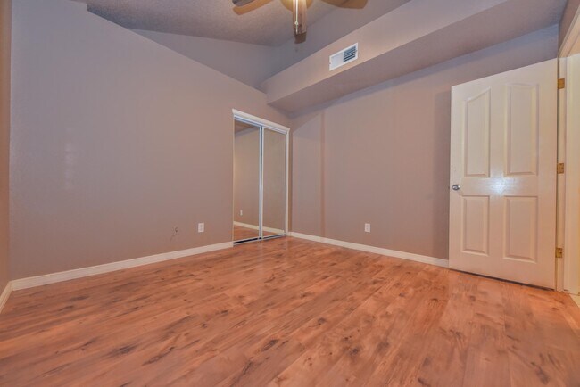 Building Photo - 1372 Michelangelo Dr