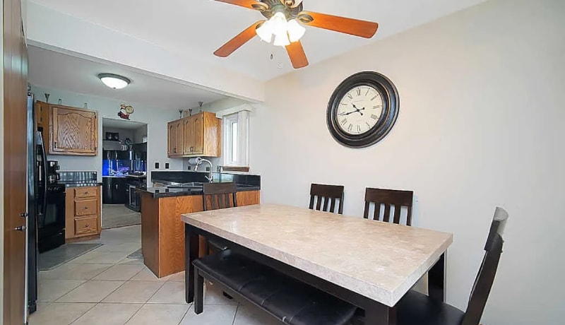 Building Photo - 4006 Brenton Dr