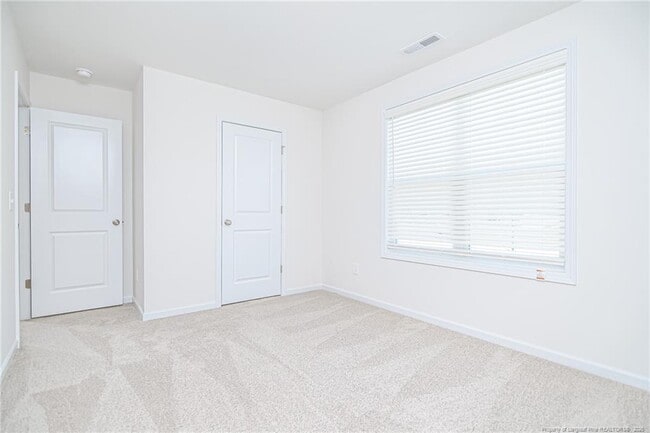 Building Photo - 5864 Panther Dr