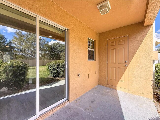 Building Photo - 9873 Trumpet Vine Loop