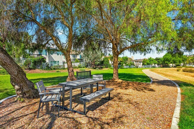 Building Photo - Elegant Summer Rental in Carmel Valley | Fully Furnished