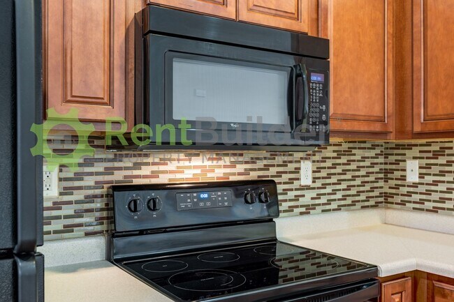 Building Photo - LEASE PENDING – PLEASE APPLY AT YOUR OWN D...