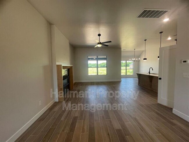Building Photo - 5012 Misty Wood Ln