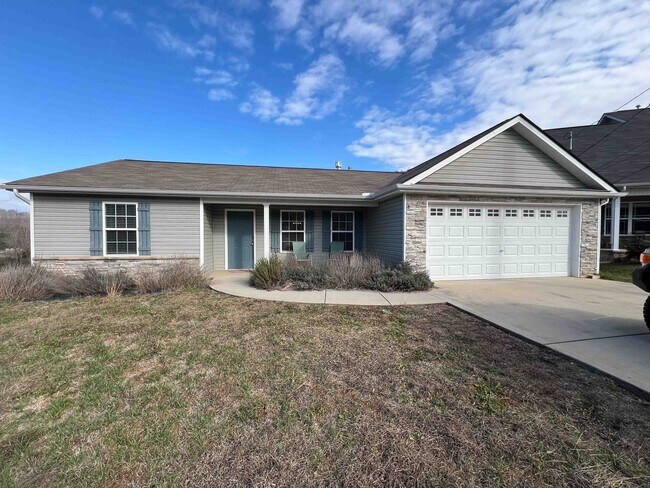 Building Photo - Modern 3BR Home in West Knoxville | Built 2017 | Fenced Yard | 2-Car Garage | Karns Schools