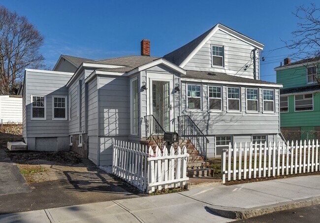 Building Photo - 3 Island Ave