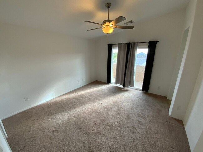 Building Photo - 3 BEDROOM HOME IN PROVIDENCE